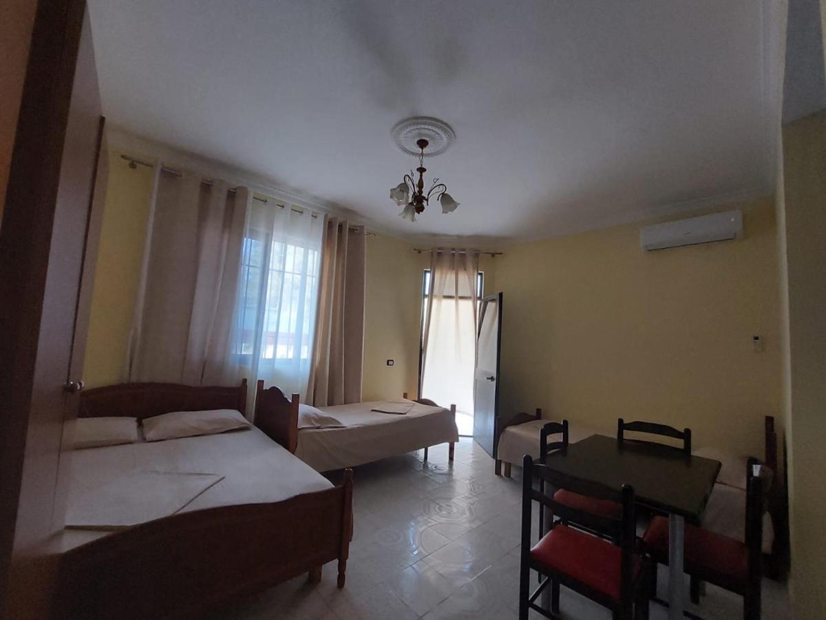 Vila Flamuri Golem  Dış mekan fotoğraf