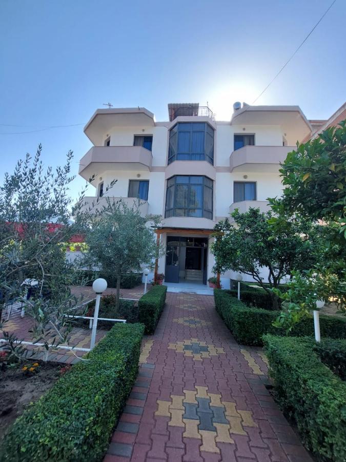 Vila Flamuri Golem  Dış mekan fotoğraf